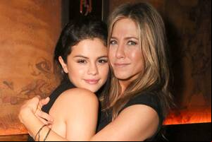 Lesbiano Selena Gomez - Selena Gomez hid love of Friends on Wizards of Waverly Place