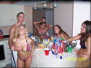 Drunk Amateur Teen Party - Drunk and easy young party girls get their tits and pussies out to have  sexual fun